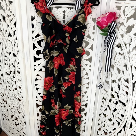 Floral Maxi Dress with Slit - Picture 2 of 7